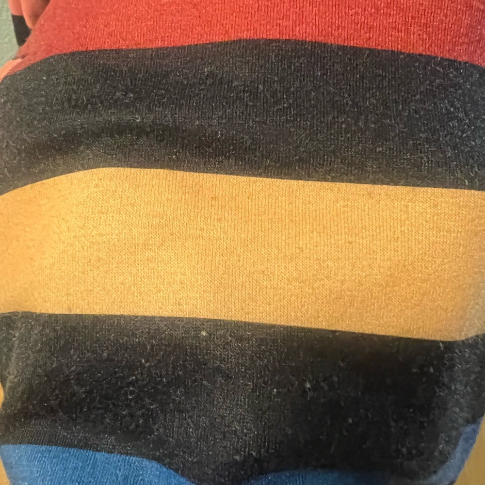 Hoodie- Multicolored striped double hoodie with zipper accents - Picture 5 of 6